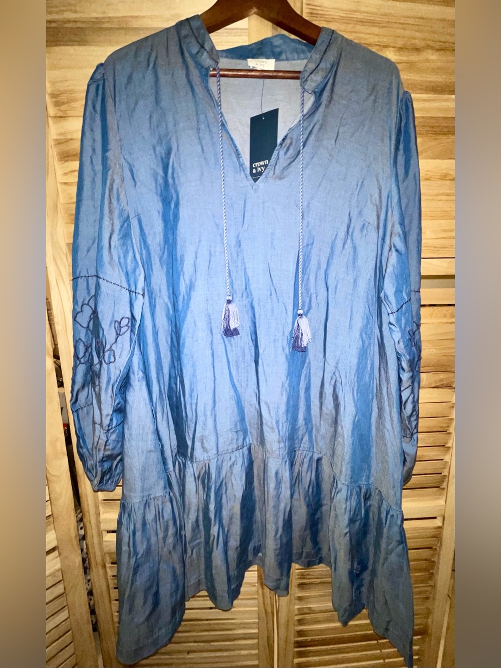 NWT Crown & Ivy Chambray Embroidered Boho Dress | Tassel Tie | Size XL Western - Picture 2 of 11
